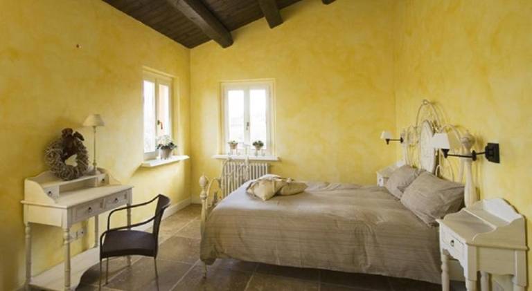 Farm with garden & terrace in Camerano