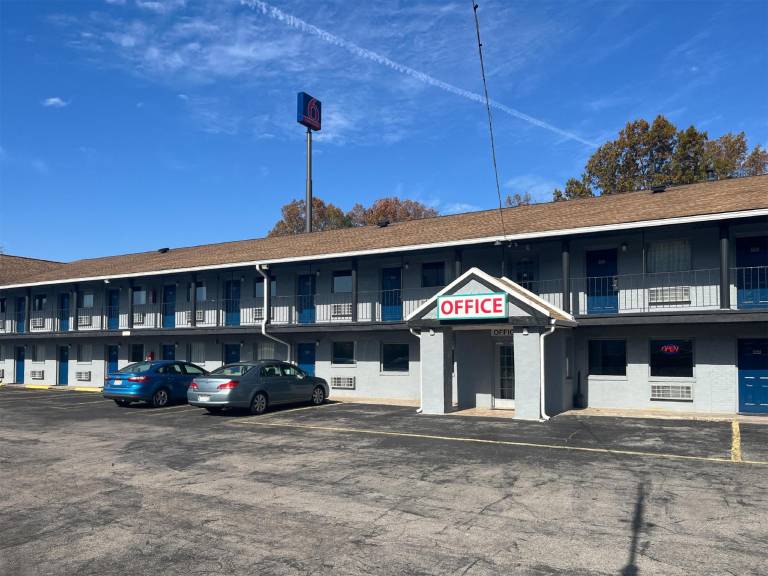 Studio 6 Suites Hurricane, WV in Hurricane, WV