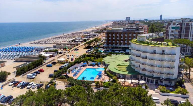 Hotel Bellevue Beach - sul mare — photo 3