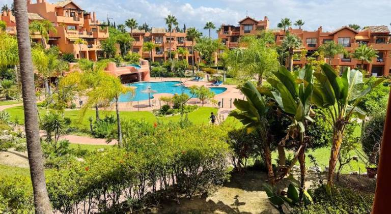 Beautiful apartment with pool | Pet-friendly in Estepona