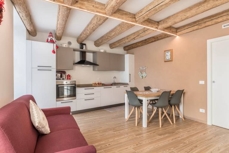Holiday Apartment 'L'Antica Corte Apt Mara' with Mountain View & Wi-Fi — photo 4