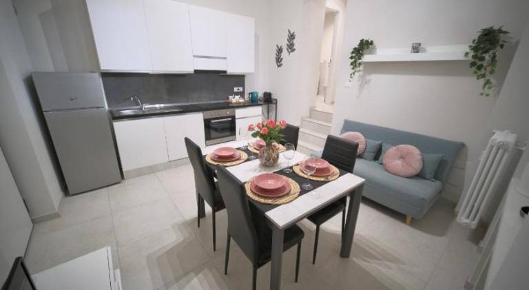 Appartamento moderno ❴ 300 mt. da PORTA NUOVA ❵ in Turin