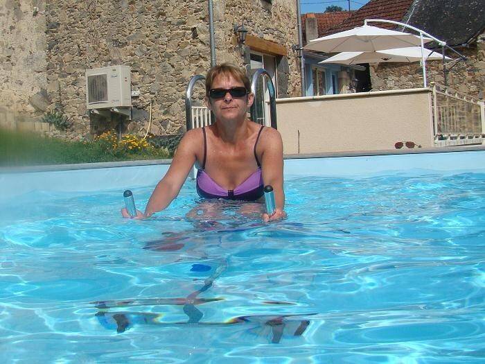 Child-friendly big gite with garden, private pool & jacuzzi | Garden view | Pet-friendly — photo 5