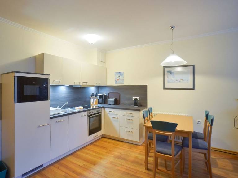 Komfort Ferienwohnung mit 1 Schlafzimmer und Balkon im Obergeschoss — photo 2