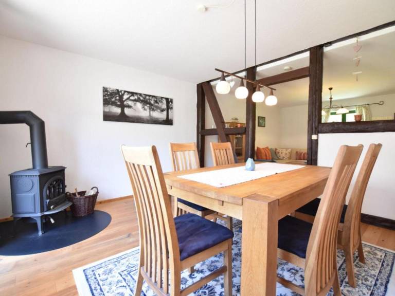 Vacation home with terrace & garden — photo 4