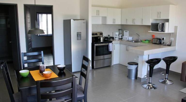 Rental apartment with pool, barbeque & terrace — photo 4