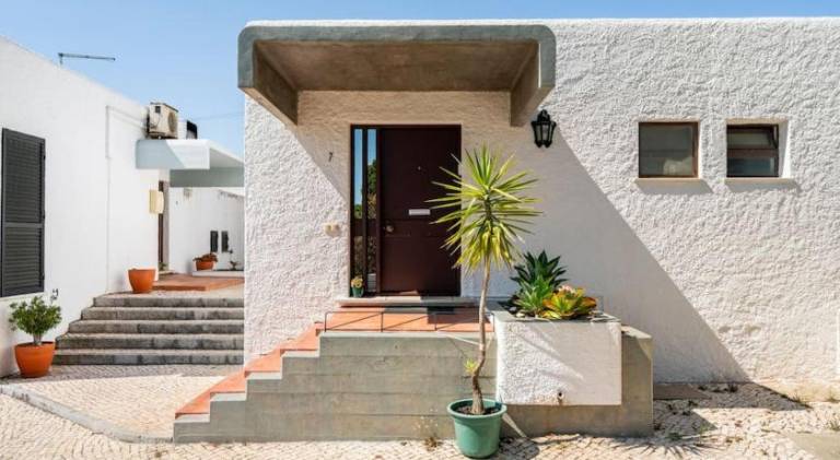 Fully equipped wonderful vacation home with jacuzzi, terrace & barbeque | Suitable for remote work | Pet-friendly — photo 4