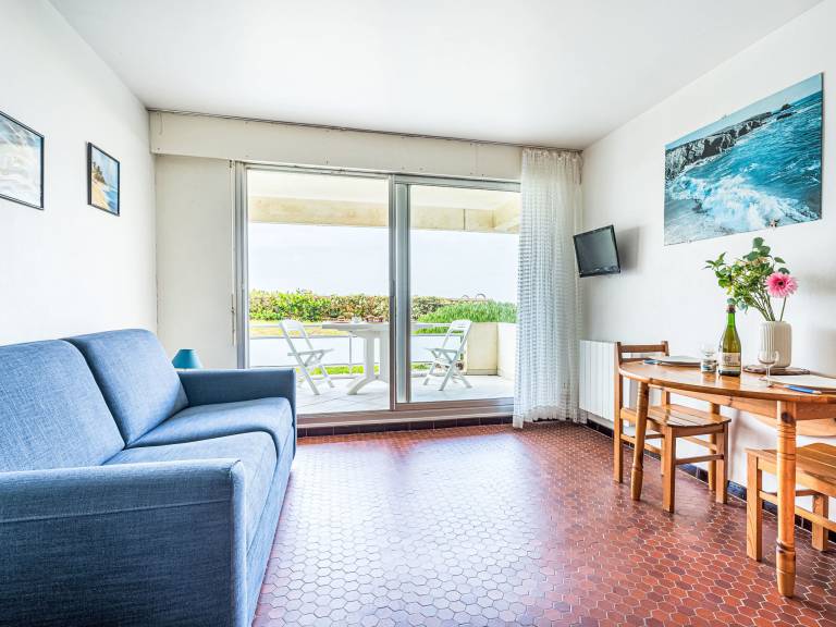 Fully equipped wonderful apartment with terrace | Sea view | Next to the beach | Pets allowed — photo 3