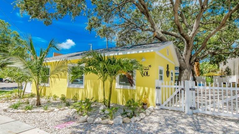 Cabin Indian Rocks Beach