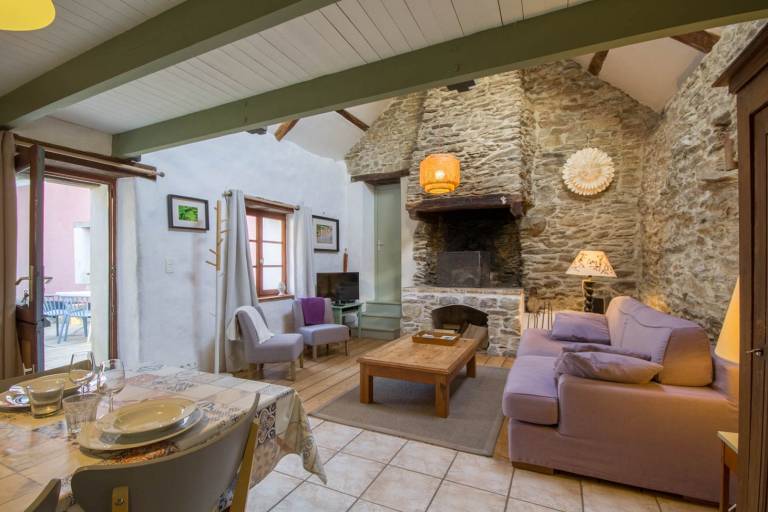 Charming gite with garden & terrace | Pets are welcome — photo 3