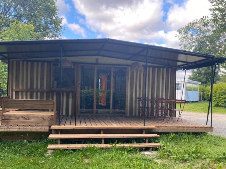 Mobile home with heated pool & patio — photo 3