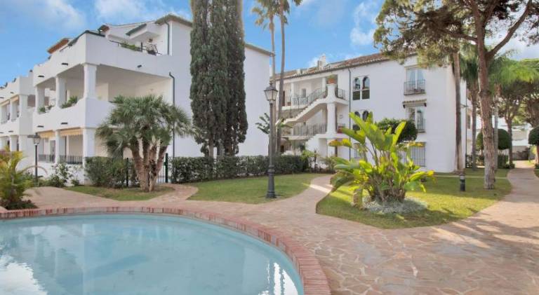 Apartamento en complejo con piscina climatizada - EL PRESIDENTE 234 — photo 2