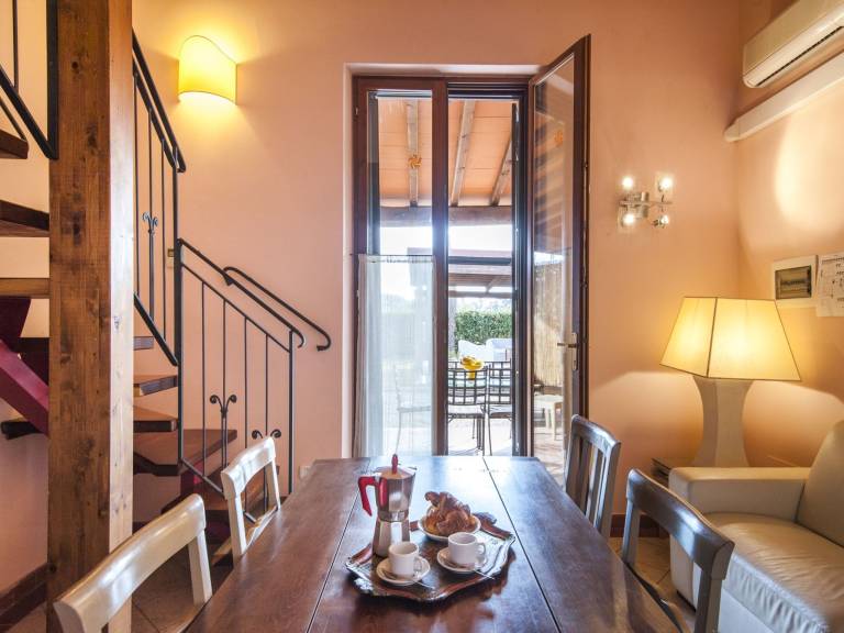 Family-oriented house with terrace, garden & pool | Pet-friendly — photo 5