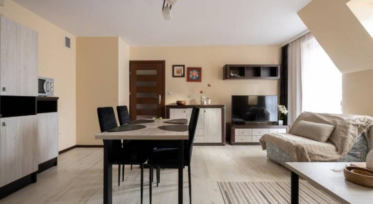 Holiday apartment with 2 rooms for 6 persons — photo 2