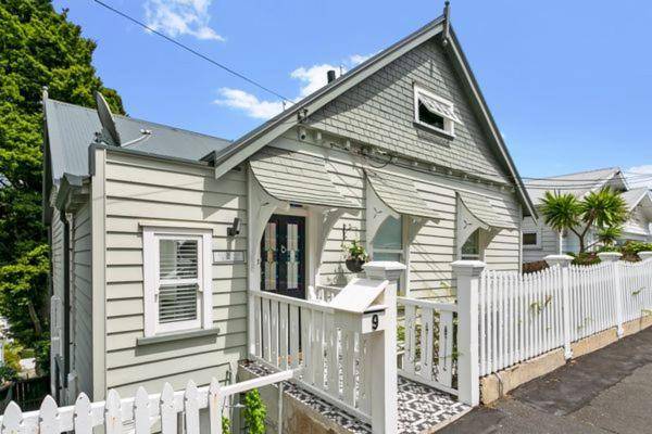 Villa | Near Auckland War Memorial Museum | Pet-friendly in Auckland