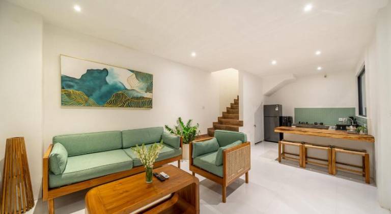 Ample villa with pool | Pets are welcome — photo 5