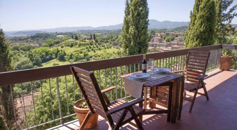 Villa with 4 rooms for 8 persons in Chiusi