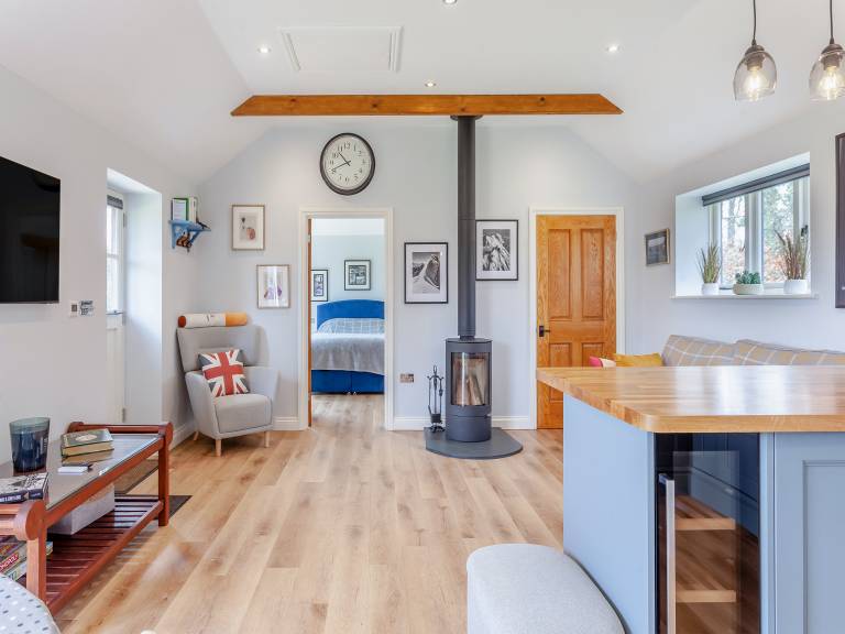 Children-friendly lovely cottage with barbecue, terrace & garden | River view | Pet-friendly — photo 5