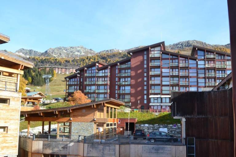 50m from resort center, 8th floor, view mountain, balcony, tv, 19m², Les Arcs in Bourg-Saint-Maurice