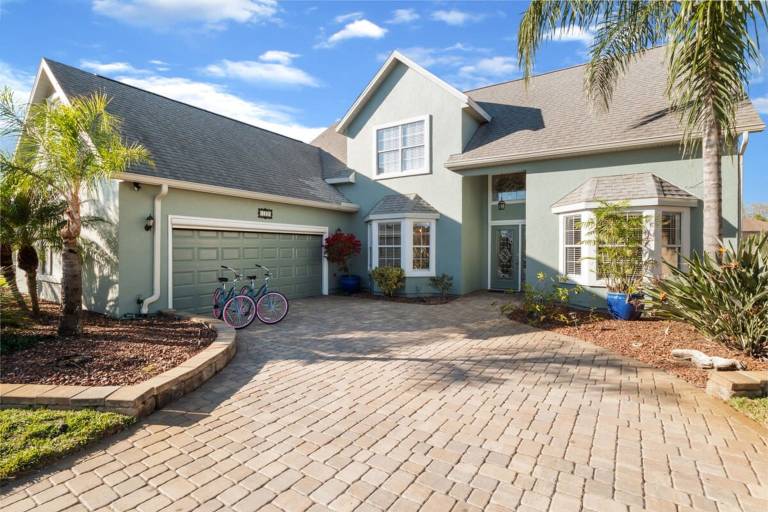 Children-friendly lovely vacation home with grill, garden & fast internet | Sea view | Pets allowed in Palm Coast, FL