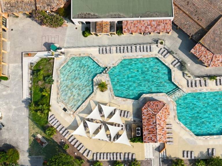 Apartment with heated pool & terrace — photo 2