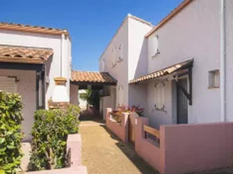 Pleasant house with pool | Next to the beach | Dogs allowed — photo 4