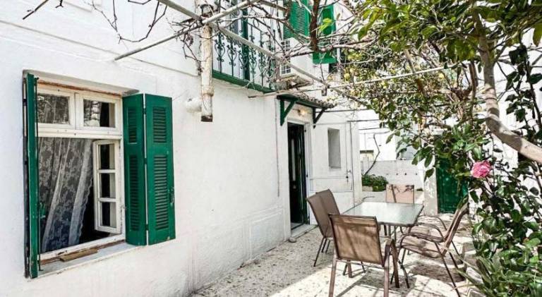 Wonderful villa with yard, terrace & barbecue | Perfect for remote work | Dogs allowed — photo 5