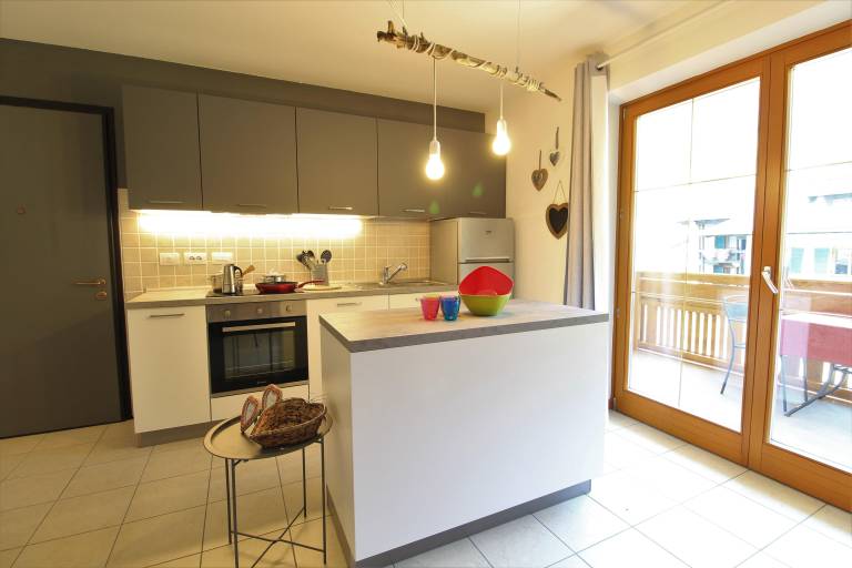 Holiday apartment with 2 rooms for 5 persons — photo 4
