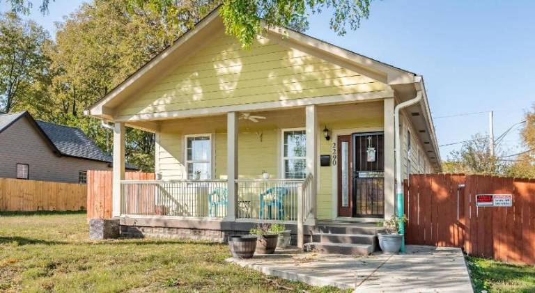 Nice house | Pet-friendly in Marion, IN