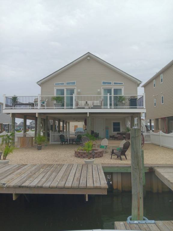 House Tuckerton