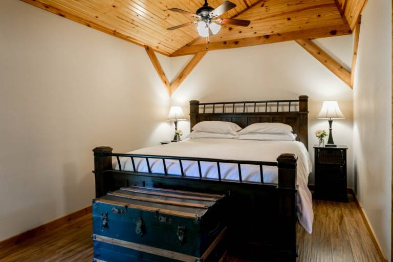 Cabin with 1 room for 4 persons — photo 4