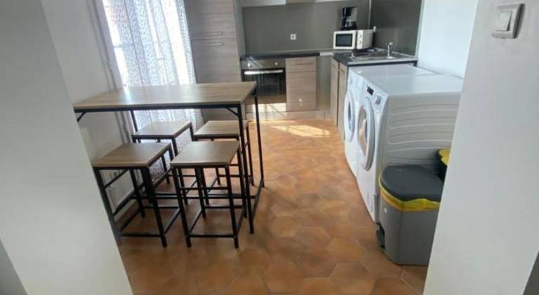 Holiday apartment with terrace — photo 4