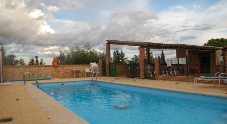 Nice vacation home with pool | Pets allowed — photo 2