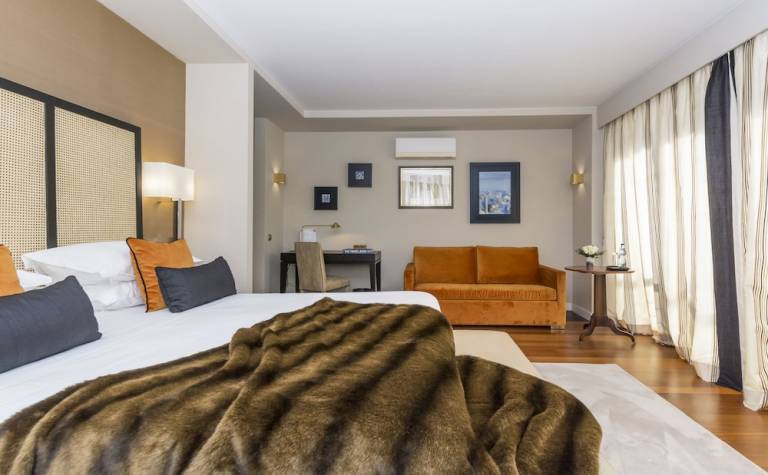 Bed & Breakfast  Sintra