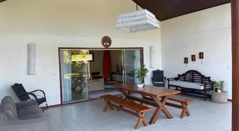 Pleasant vacation home with pool | Pet-friendly — photo 4