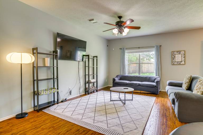 Fish & Hike: Pet-Friendly Humble Home w/ Yard in Humble, TX