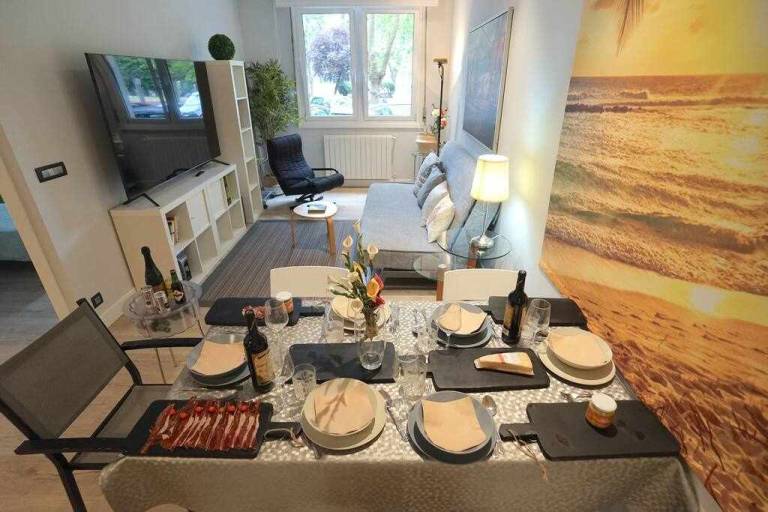 Fully equipped holiday apartment with garden | Near Guggenheim Museum Bilbao | River view | Suitable for remote work | Pets allowed — photo 4