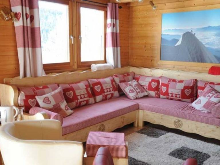 Chalet with barbeque — photo 3