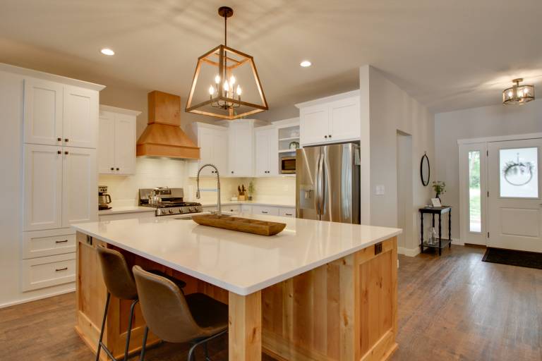 Pet Friendly Lakefront Home: Dock, Kayaks & More! — photo 3
