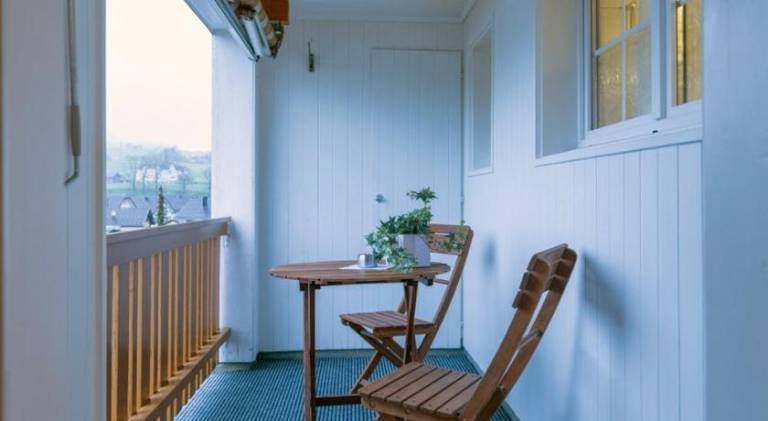 Holiday apartment with garden & patio — photo 3