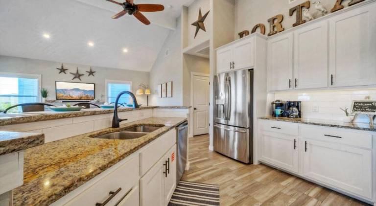 Fully equipped house with pool & grill | Beach nearby | Pets are welcome — photo 3