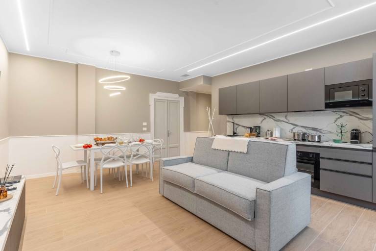 Rental apartment | Close to Milano Centrale railway station | City view — photo 2