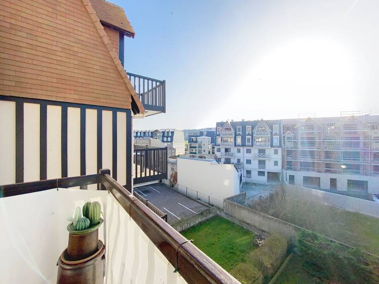 Fully equipped charming rental apartment with patio | Nature view | Dogs allowed — photo 4