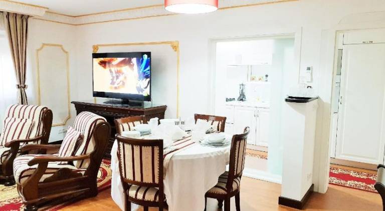 Serviced apartment with patio — photo 4