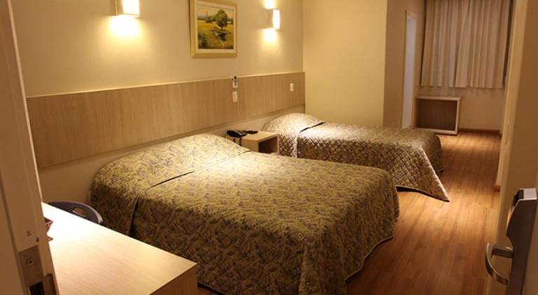 Golden Hotel - O MAIS CENTRAL - Pet Friendly — photo 2