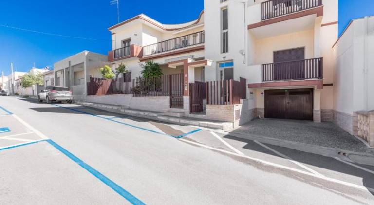 Holiday apartment with 2 rooms for 5 persons — photo 3