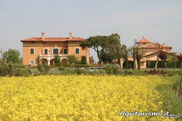Casale di Tormaggiore Villa and Country Suites: Junior Suite balcone — photo 3