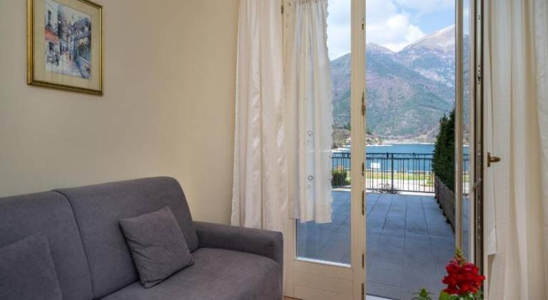 Holiday apartment with pool, yard & sauna | Beach nearby | Pets are welcome — photo 2