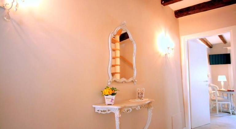Rental apartment with 2 rooms for 4 persons — photo 3