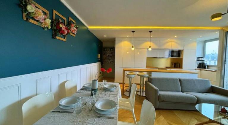 Rental apartment with terrace in Montrouge